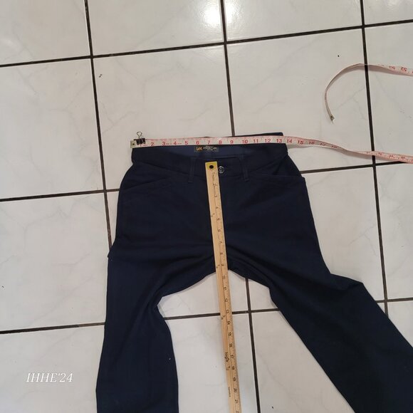 Lee Woman's Flex Motion Regular Fit Straight Leg Pants Size 2 - Picture 6 of 10